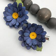 Load image into Gallery viewer, Floral Hair Clips
