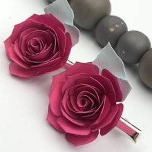 Load image into Gallery viewer, Floral Hair Clips
